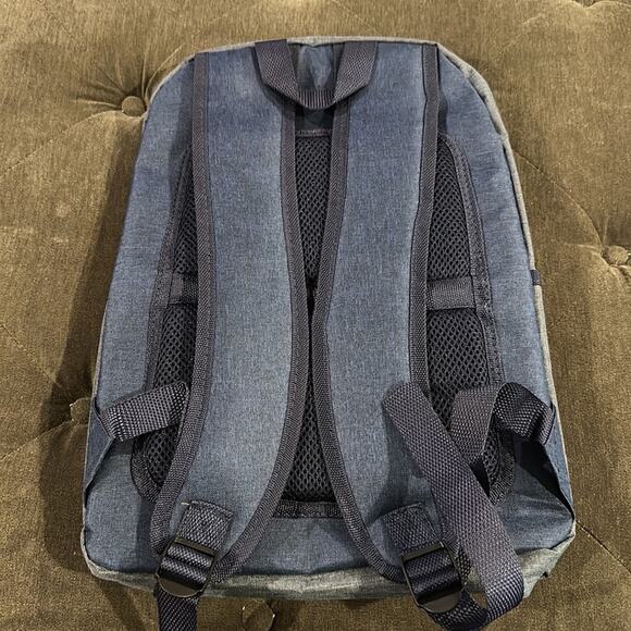 New York Yankees backpack NWOT - Picture 3 of 6